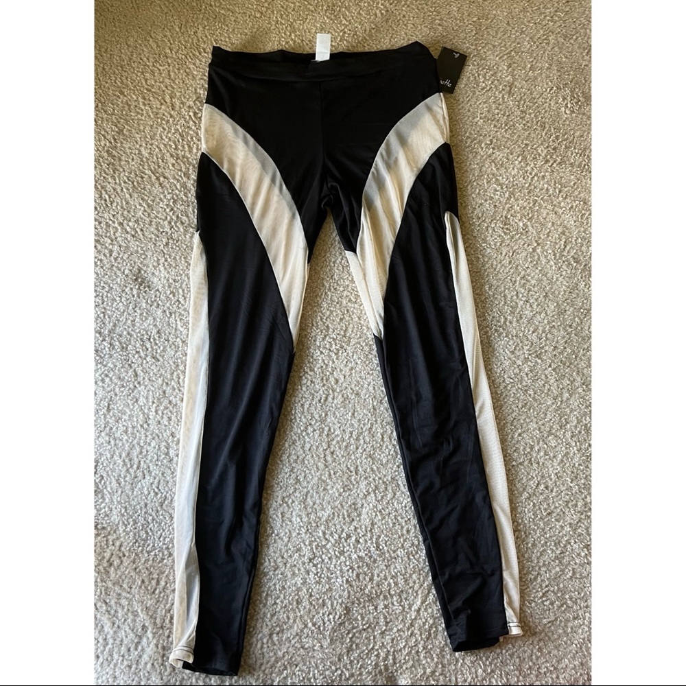 BRAND NEW: With tag! Womens tights